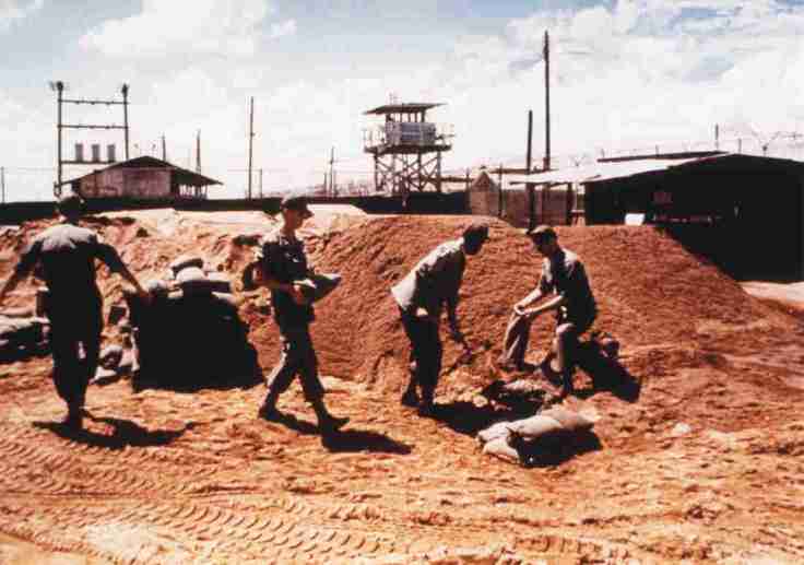 lbj_photo003_custom-8094a8b9821033207154379dfe7f84b9ec56a567-s1100-c15